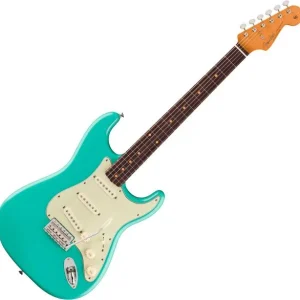 Dernière Chance Fender Vintera III Early ‘60s Stratocaster (MEX, RW) - seafoam green
