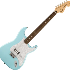 Nouveauté Fender Tom Delonge Signature Ltd (MEX, RW) - daphne blue
