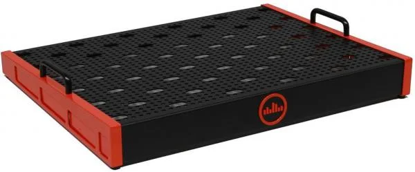 Bon Marché Temple audio design Templeboard Trio 21 - Temple Red