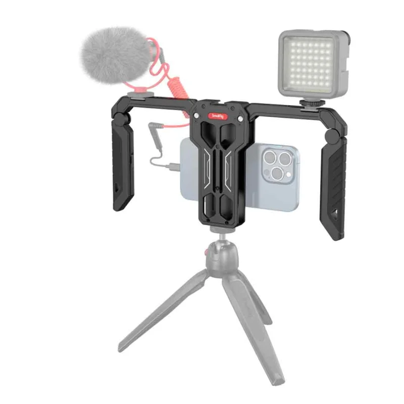Smallrig 3111 – Foldable Smartphone Cage Must-Have