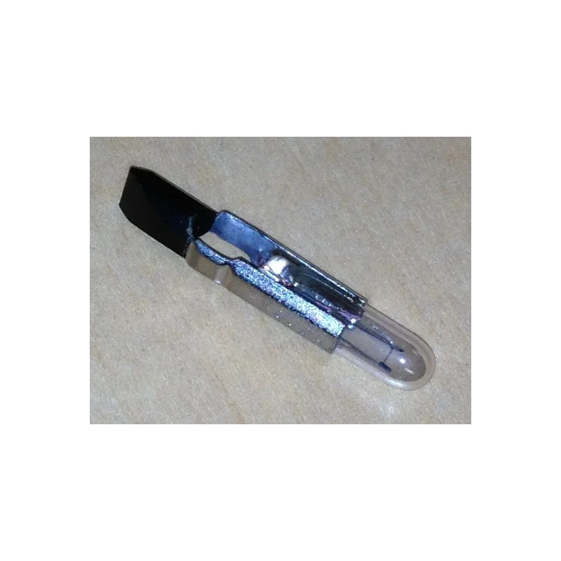 Vente Flash LAMPE MINIATURE LILIPUT 24V 50mA 1.2W 5X30mm T5.5 (6080)