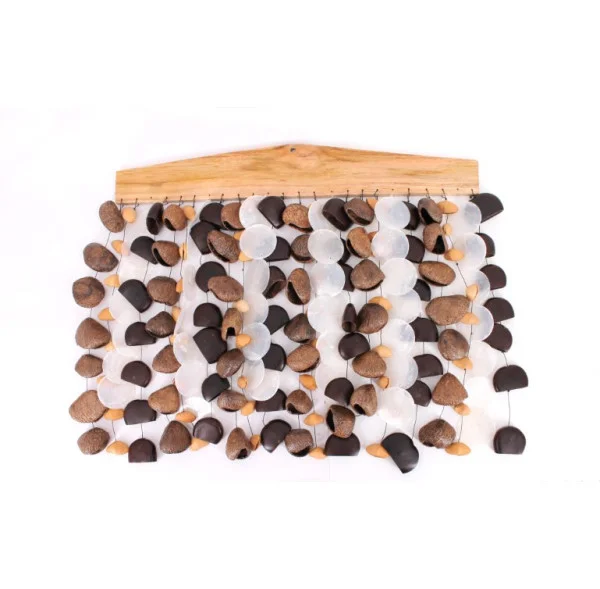 Offre Spéciale Chimes graines pangi, entada, kenari et coquillage 50cm